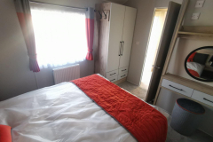 0db1f8b3-423b-4e4d-a878-2716d596848a